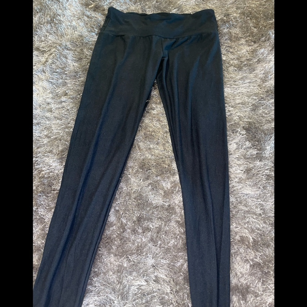 Black leggings